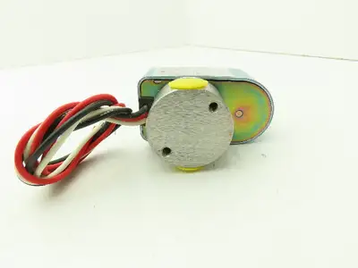 Honeywell Skinner V5RAM44480 Solenoid Valve 120VAC 100 PSI 1/4" NPT (NC)