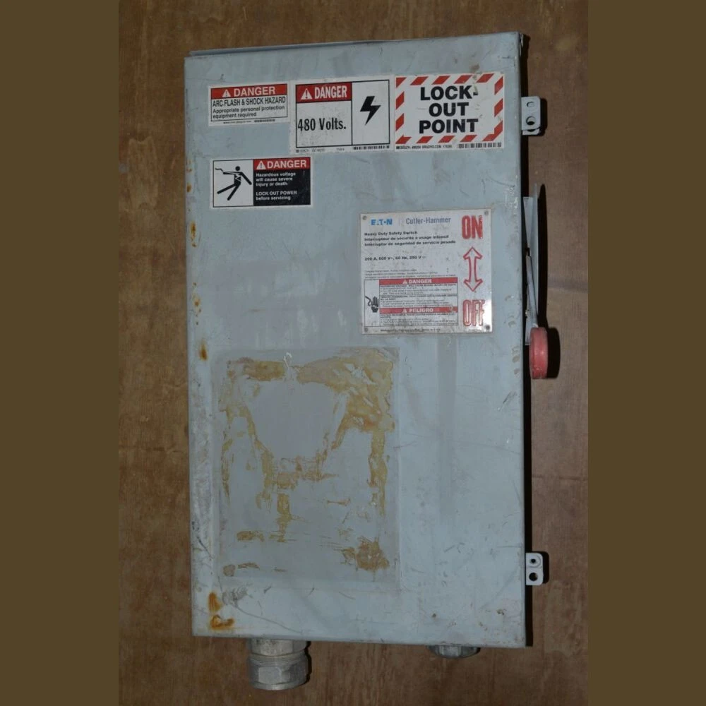 Cutler Hammer 200 Amp Disconnect