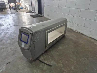Mettler-Toledo Safeline Metal Detector