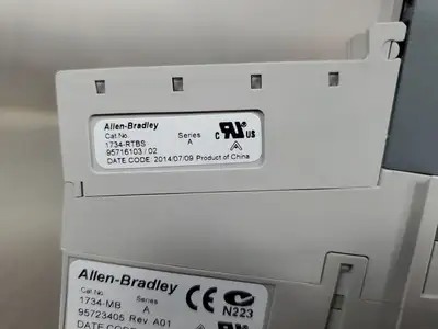 USED Allen-Bradley 1734-IB8/D Sink Input Module w/1734-MB Base