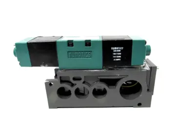 NEW NUMATICS 152SS415K000030 SOLENOID VALVE