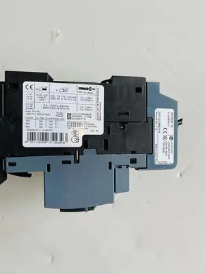 SIEMENS SIRIUS 3RV2011-0JA10 CIRCUIT / 3ZX1012-0RH21-1AA1/ 3RV2928-1K #K-813