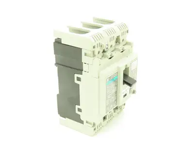 Fuji Electric EW50RAGU-3P015 Earth Leakage Circuit Breaker 3-Pole 15A 100-440VAC