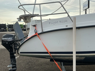 USED 1998 HUNTER TBD