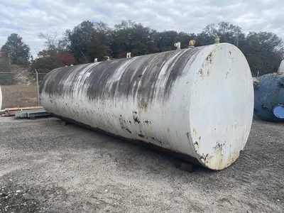 Used USED 10,000 GALLON CARBON STEEL TANK _UNKNOWN_ Carbon Steel Tanks North Carolina US | DH Griffin Used Equipment #1383796