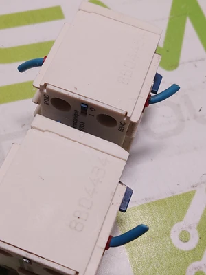 SCHNEIDER ELECTRIC LA1KN11 AUXILIARY CONTACT BLOCK