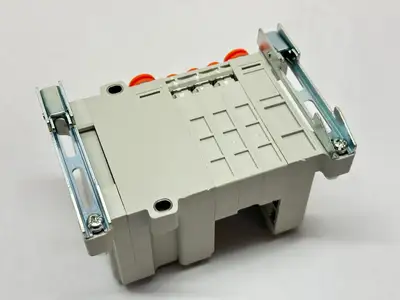 VV5QC1-03N3D0-D0N5 | SMC  Plug In Base Manifold 3-Station SLIGHT DAMAGE - Used