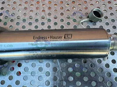 USED ENDRESS+HAUSER OUSAF44-B1A1 UV ABSORPTION SENSOR W/OUA260-AA1E07B1A3A PHOTOMETER