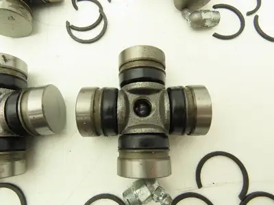 4-Groove U-Joint, 1.063" Cap Diameter, 2.5" OAL, 1.651" Inside Lock-up Lot of 7