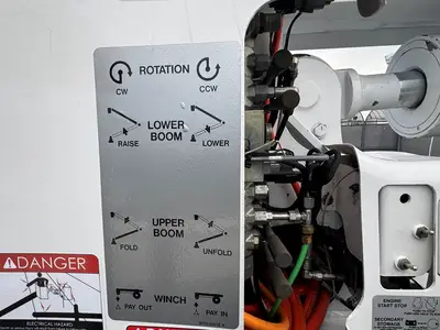 Used 2018 ALTEC AA55 MH Bucket (boom) trucks Florida US | Truck and Van Outlet #1509155