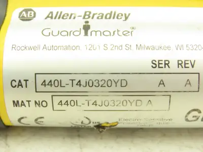 Allen Bradley 440L-T4J0320YD Light Curtain Guardmaster Transmitter Ser A Rev A