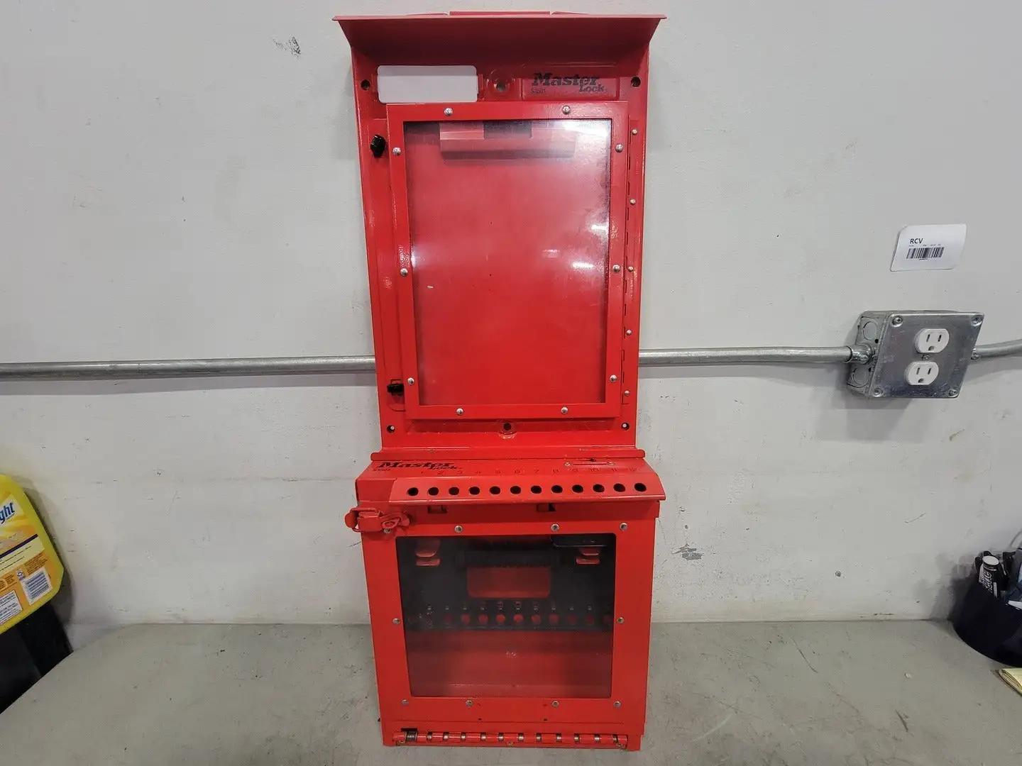 Used MASTER LOCK S3500 Cabinets British Columbia CA | Lenmark #279294