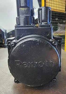 USED REXROTH MSK071D-0300-NN-M1-UG2-NNNN