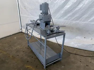 2" GREENLEE MODEL 795 HORIZONTAL HYDRAULIC TUBE BENDER. STOCK # 0742622
