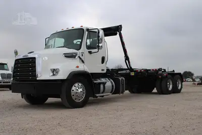 Used 2017 FREIGHTLINER 114SD Hooklifts & Roll-Offs Texas US | Roll Off Truck World #1491802