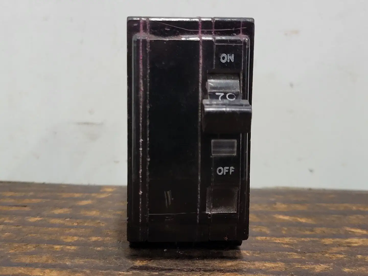 USED SQUARE D QO270