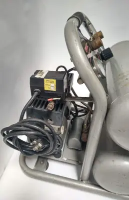 GMC 4610 4.6 Gallon Tank 1 HP Twin Tank Ultra Quiet Air Compressor 115 PSI