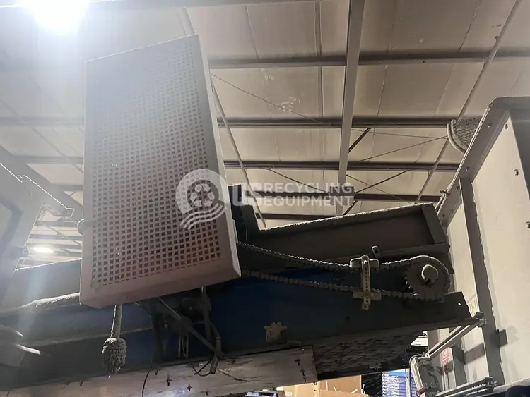 Used UNKNOWN MANUFACTURER USED 48 INCH X 30 FOOT NON-CLEATED RUBBER BELT INCLINE CONVEYOR Conveyors Illinois US | US Recycling Equipment #1556633