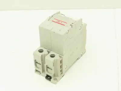 IDEC NC1V-2100 10 Amp Circuit Protector 2 Pole A Curve 250VAC/125VDC Lot of 9