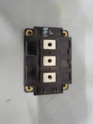 USED MITSUBISHI CM200DY-24E 2RG200B