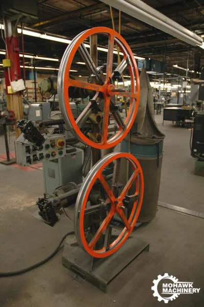 220 LB DYNAMIC FEEDS INC “2XSOP/10/900A/S1U-SPEX” DUAL SPOOL UNCOILER/RECOILER COIL REEL - 4” WIDTH CAPACITY - 32” DIAMETER SPOOLING RACK - DUAL STRIP LOOP CONTROL