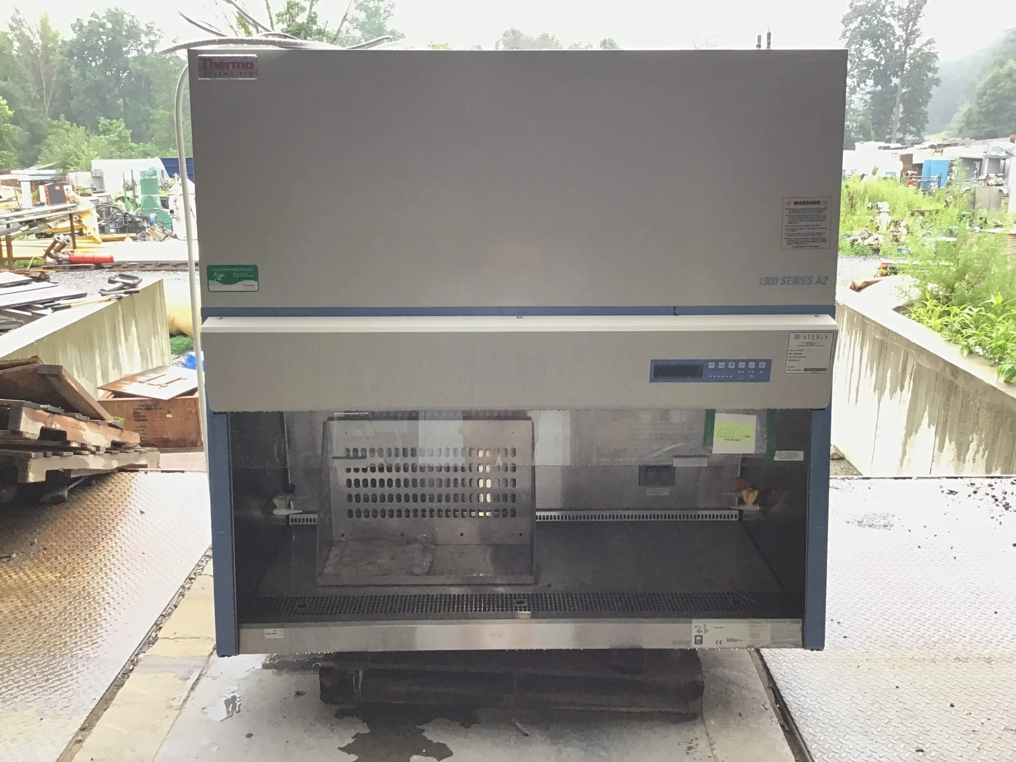 Thermo Scientific 1370 1300 Series A2 Biological Safety Cabinet 120V 50/60Hz 10A