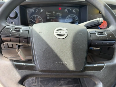 Used 2020 VOLVO VNL Conventional trucks Indiana US | Miedema Asset Management Group #1414641