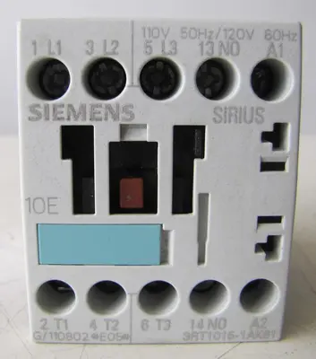 Lot of Two Siemens Sirius 18A Contactors 3RT1015-1AK61 18 Amp 690V w/ 110V Coil