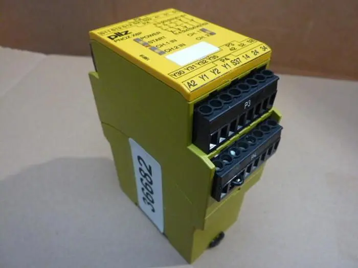 Used PILZ PNOZX8P24VDC3N/O2N/C2SO Relays & Switches Michigan US | Ideal Machinery #586897