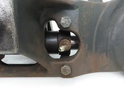 Yale Forklift Dual-Wheel Rear Axle Assembly Off ERC060GHN36TE084