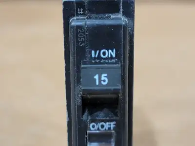 USED SQUARE D QOB115