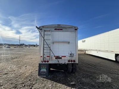 Used 2020 TIMPTE 42-foot Hopper Bottom Grain Hopper Trailers Iowa US | Wind River Equipment Finance LLC #1557938
