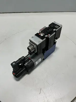 USED REXROTH 4WREE 6 W16-22/G24K31/A1V