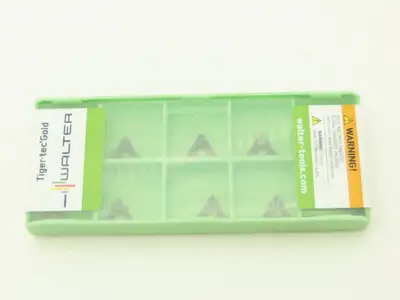 Walter TCGT110204-MP4 WPP20G Turning Insert Carbide Positive Triangle Lot of 10