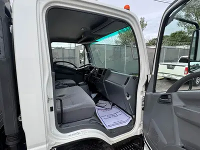 Used 2019 ISUZU NPR XD Reefer Trucks Florida US | Truck and Van Outlet #1509164