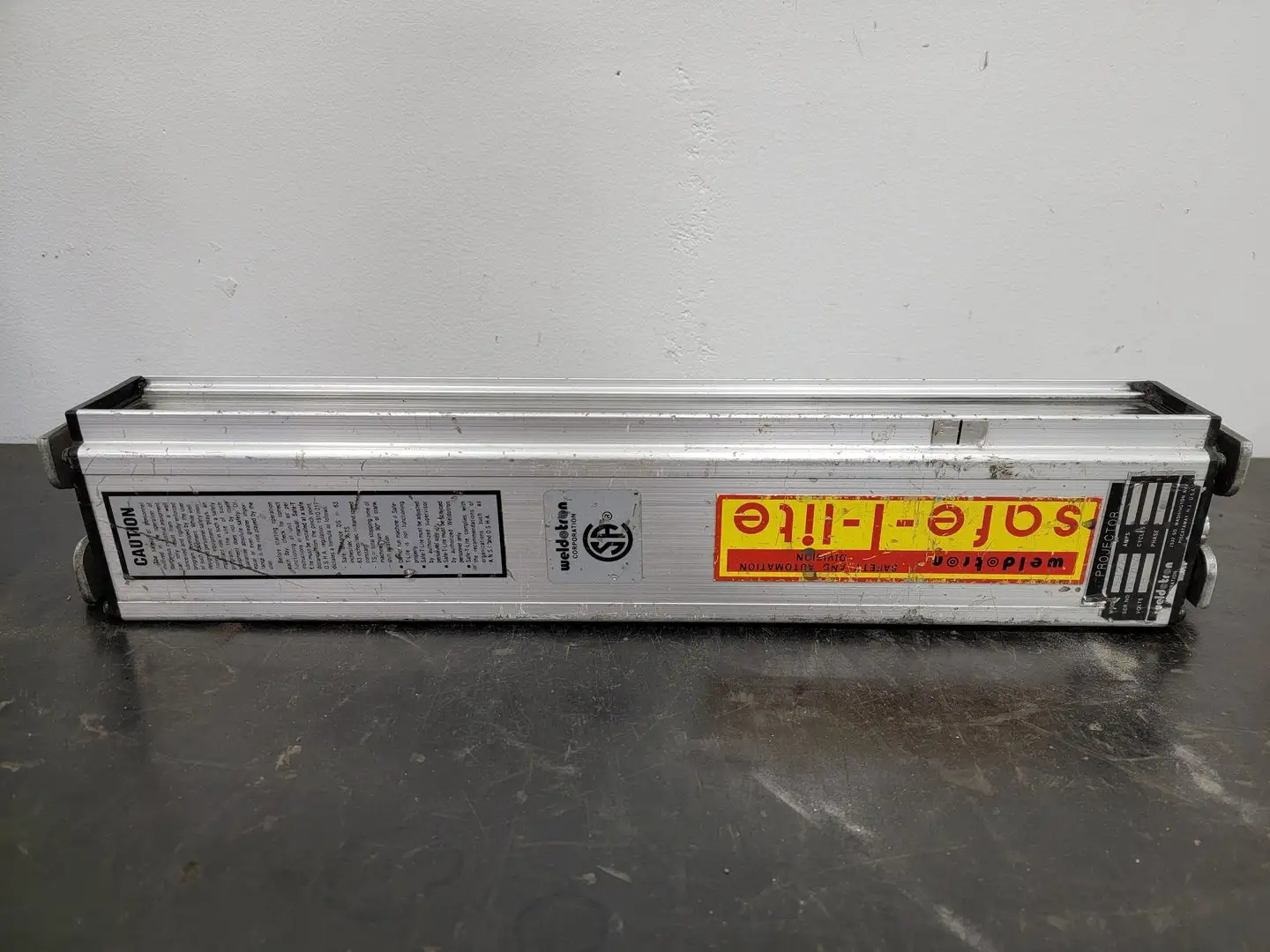 USED WELDOTRON 8271