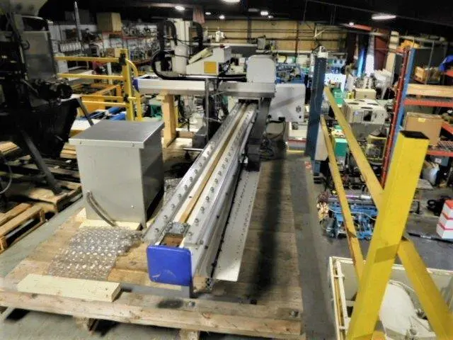 Used 2006 YUSHIN RAII-A-250DLLL Robots | Hunter Plastics #788794