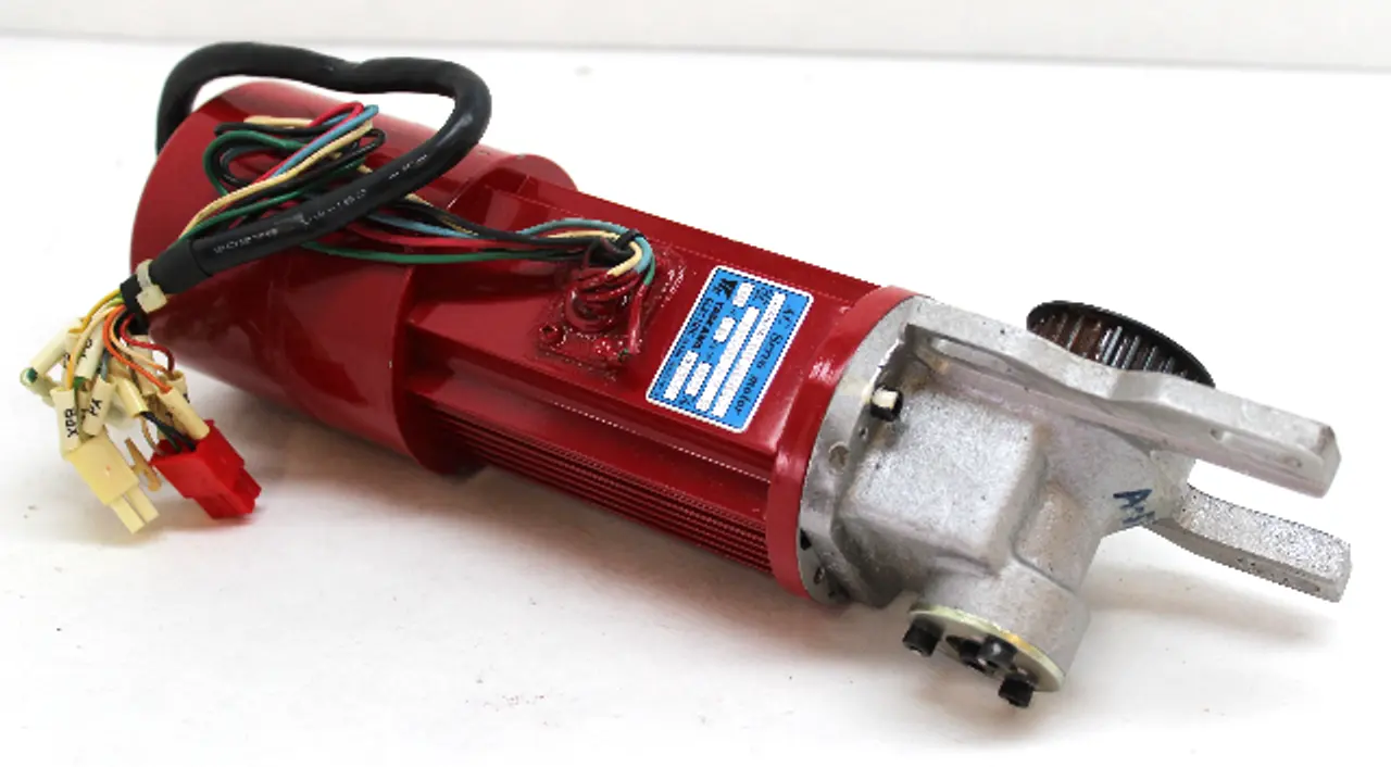 USED YASKAWA USAREM-01CYR31009