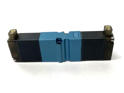 Used MAC Valves Double Pneumatic Solenoid Valve 24VDC 9.6W 120PSI Solenoid Valves Michigan US | Maverick Industrial Sales #1401793