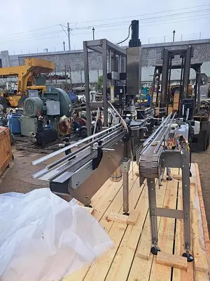 Capper, Inline, Chuck Screw Capper, Automatic, Cap Feeder #C745456