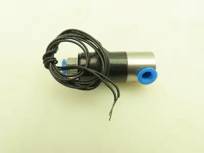 Honeywell Skinner B16DK1200 Solenoid Valve 3-Way (NC) 24VDC 200 PSI 1/8" NPT