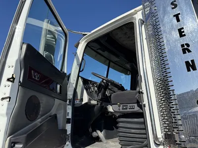 Used 2016 WESTERN STAR W4900SB GALBREATH Rolloff Trucks Minnesota US | Carco Truck & Equipment #1514197