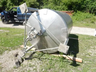 PERRYPRODUCTS _UNKNOWN_ Tank S/S - 1000 to 1999 Gal. (H=height, L=length) | Perry Equipment (3)