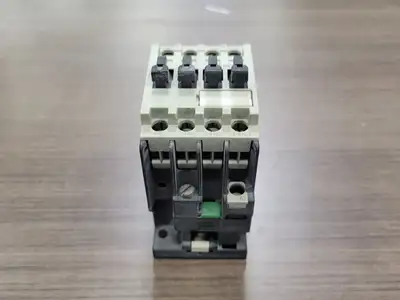 USED SIEMENS 3TH3040-0AK6