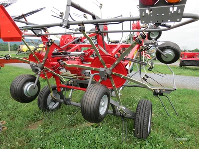 New | in-Stock 2024 MASSEY FERGUSON TD776TRC Tedders Pennsylvania US | Zimmerman Farm Service #1409943
