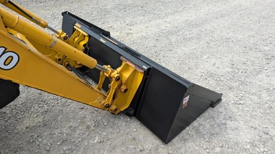 USED 2002 DEERE 110