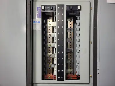 225 Amp Panelboard Interior 120/240 Volts, Pow-R-Line 1A