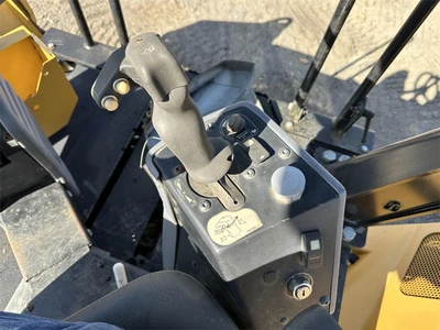 Used 2009 CATERPILLAR CB-564D Tandem Rollers New York US | Abele Tractor #1343073