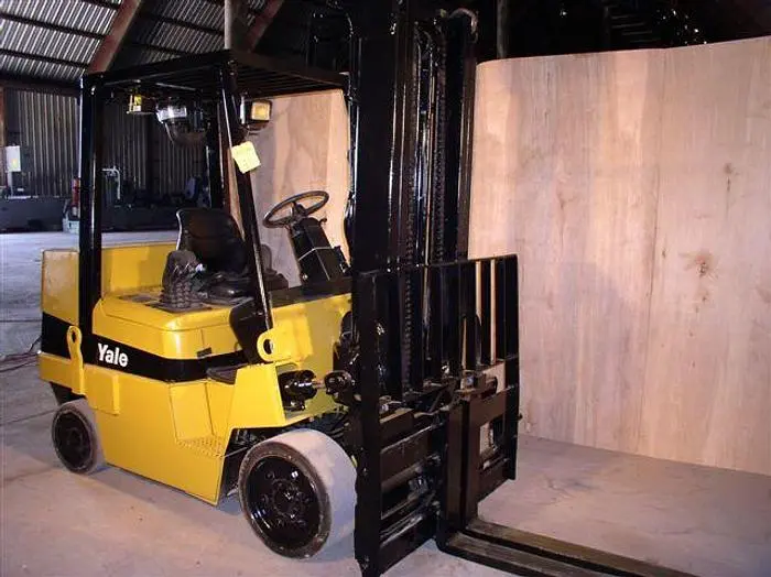 8,000 lb. Yale Model GDC080LJ Forklift; S/N C818V01848Z; Mfg. 2003