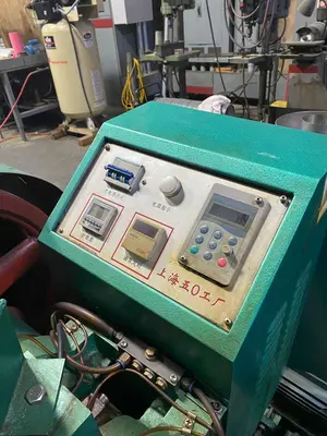 1/8" Shanghai Wuling Model SD-30 Bi-Metal Contact Heading Machine